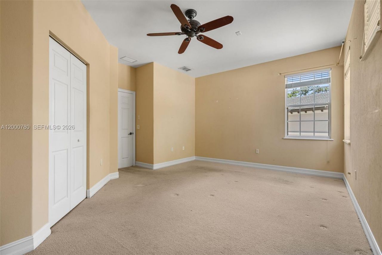 2016 Tarpon Bay Dr N, Unit 202, Naples, FL 34119 Photo