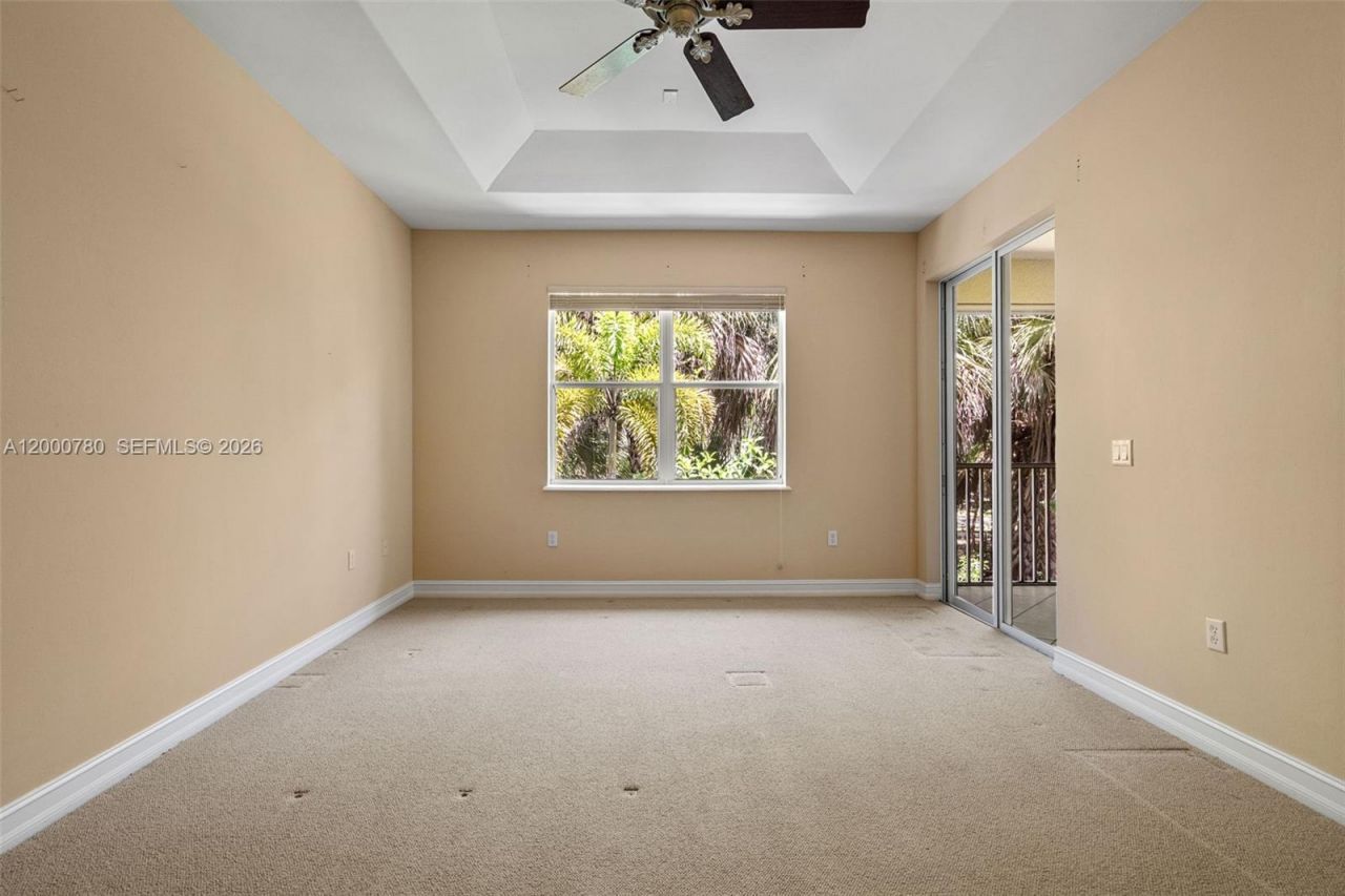 2016 Tarpon Bay Dr N, Unit 202, Naples, FL 34119 Photo