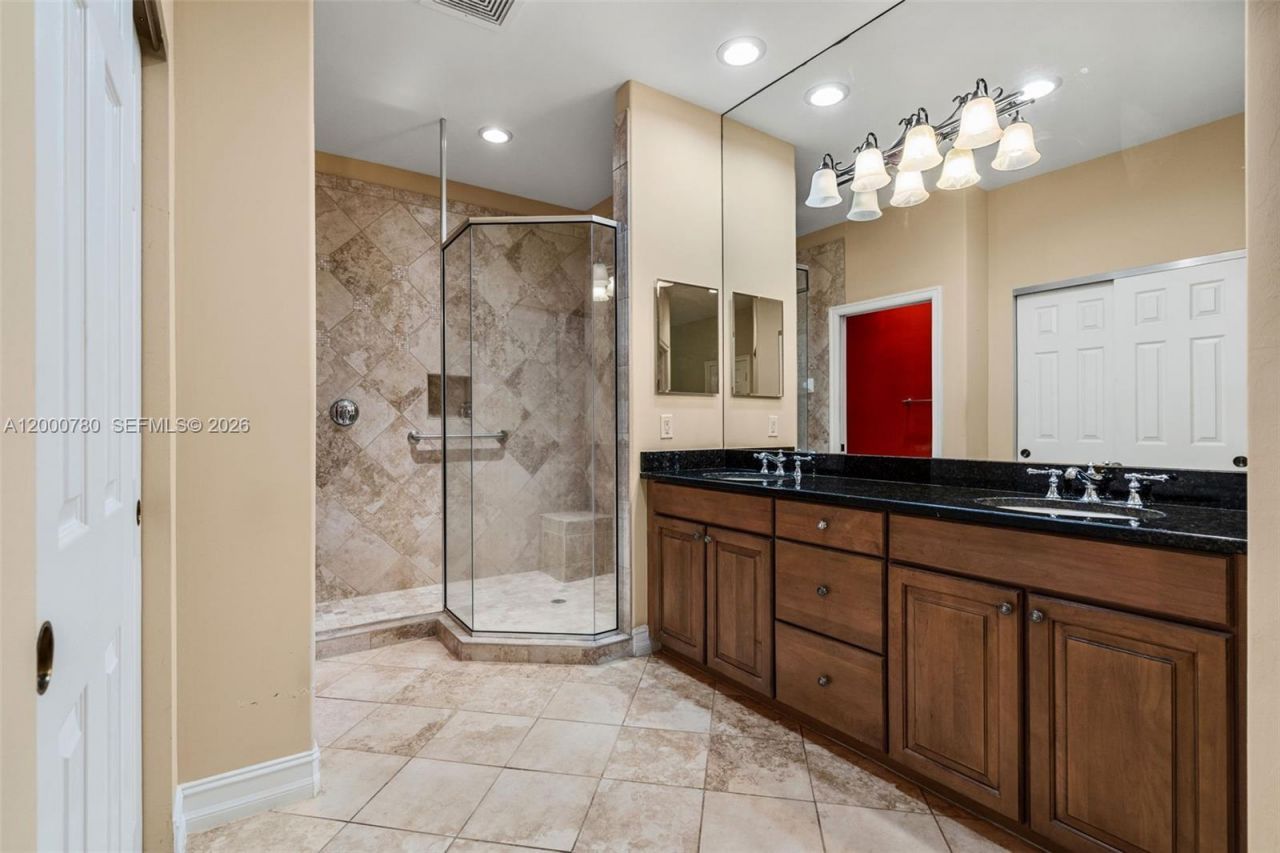 2016 Tarpon Bay Dr N, Unit 202, Naples, FL 34119 Photo