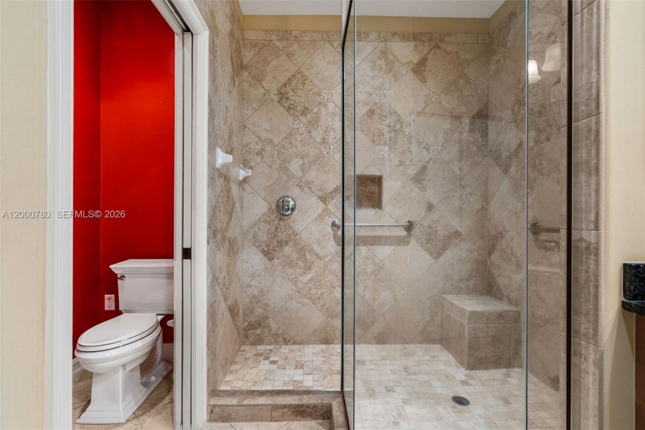 2016 Tarpon Bay Dr N, Unit 202, Naples, FL 34119 Photo