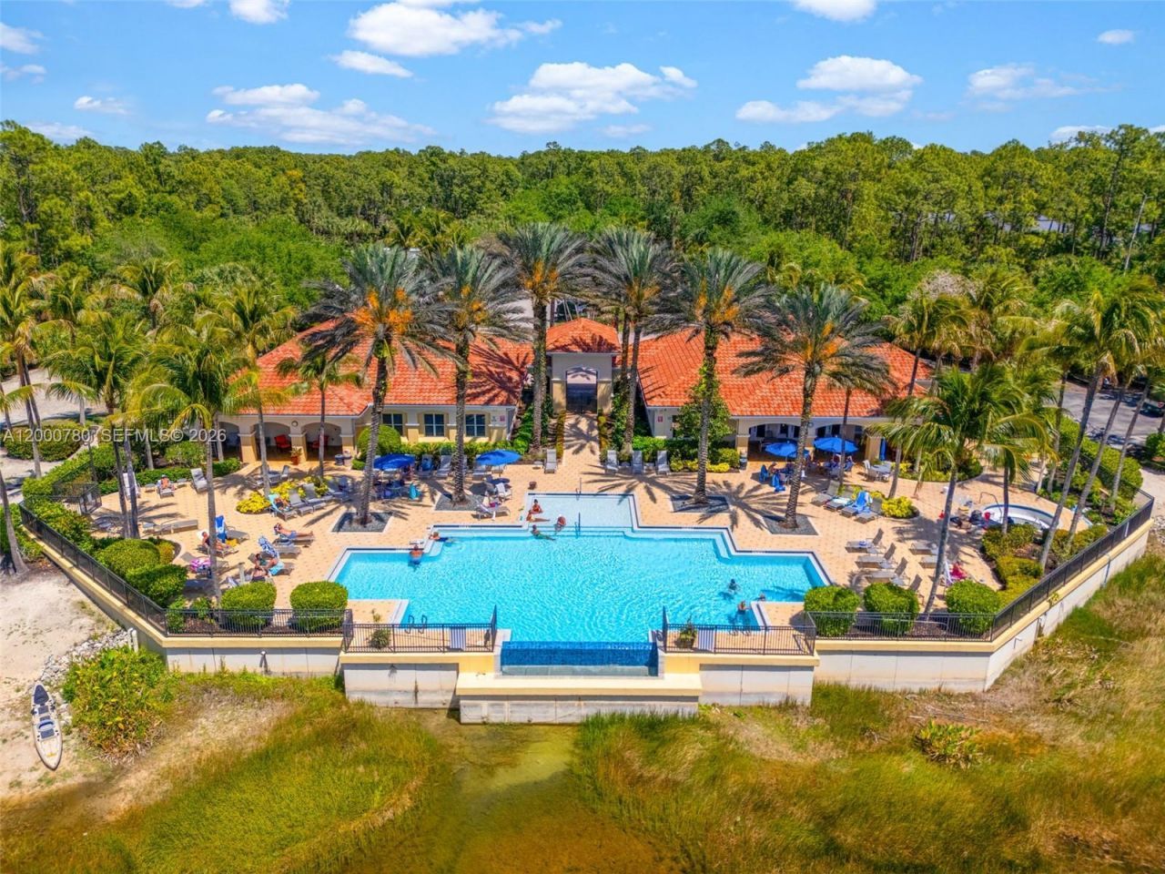 2016 Tarpon Bay Dr N, Unit 202, Naples, FL 34119 Photo
