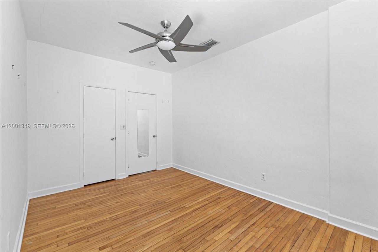 1561 Lenox Ave, Unit 4, Miami Beach, FL 33139 Photo