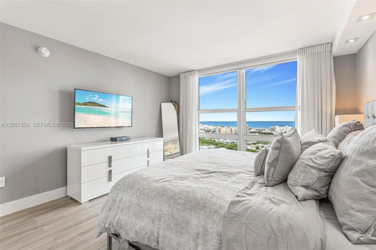 90 Alton Rd, Unit 2305, Miami Beach, FL 33139 Photo