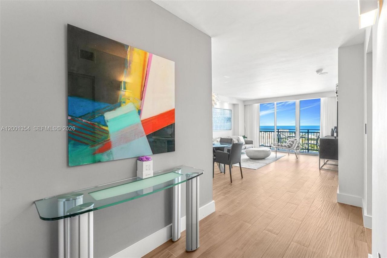 90 Alton Rd, Unit 2305, Miami Beach, FL 33139 Photo