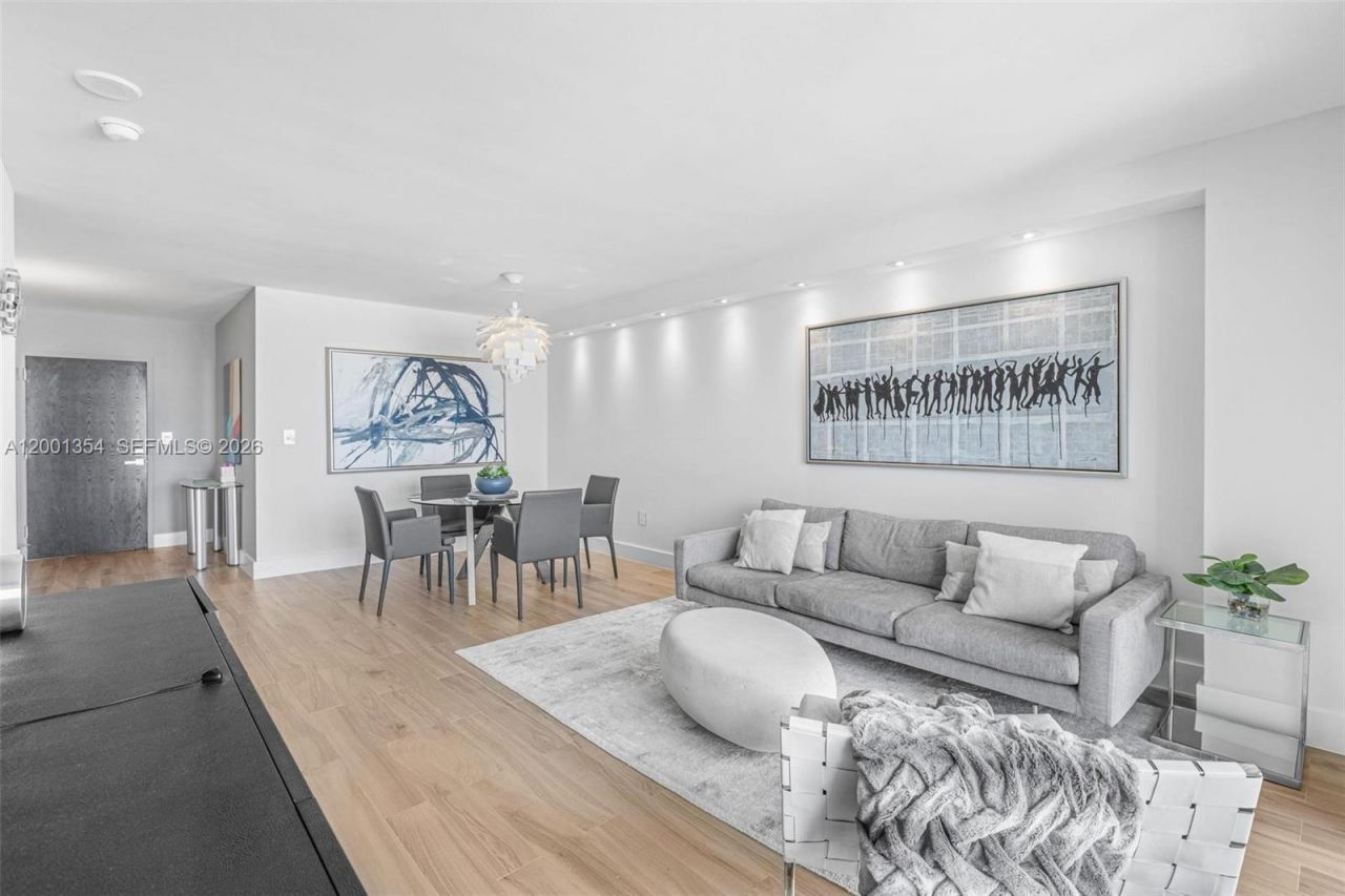 90 Alton Rd, Unit 2305, Miami Beach, FL 33139 Photo