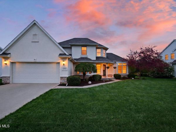4742 Middle Branch, Monclova, OH 43542