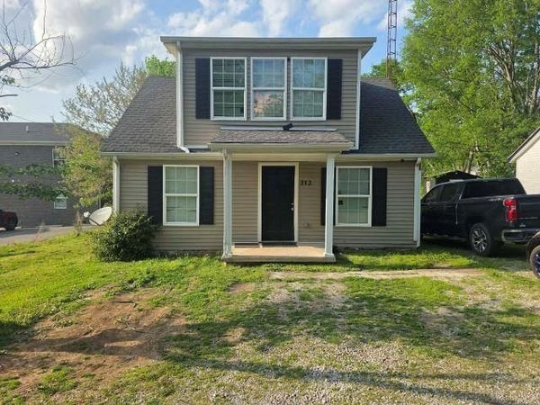 212 Cherry Way , Bowling Green, KY 42101