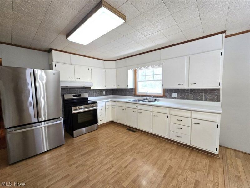 1007 Colegate Drive, Marietta, OH 45750 Photo 9