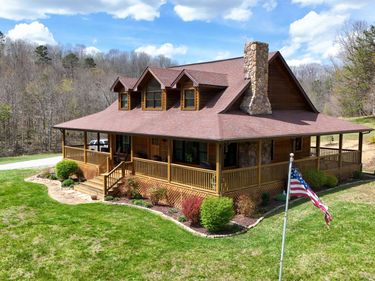 1149 Kelly Branch Road, Annville, KY 40402