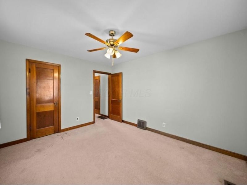 145 Demorest Road , Columbus, OH 43204 Photo 24