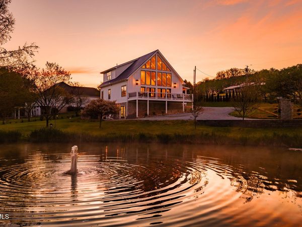 212 County Farm Road, Jonesborough, TN 37659