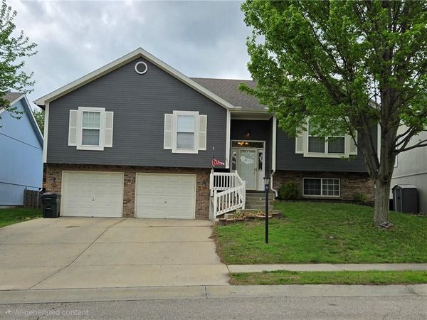 2926 Garland Street, Leavenworth, KS 66048