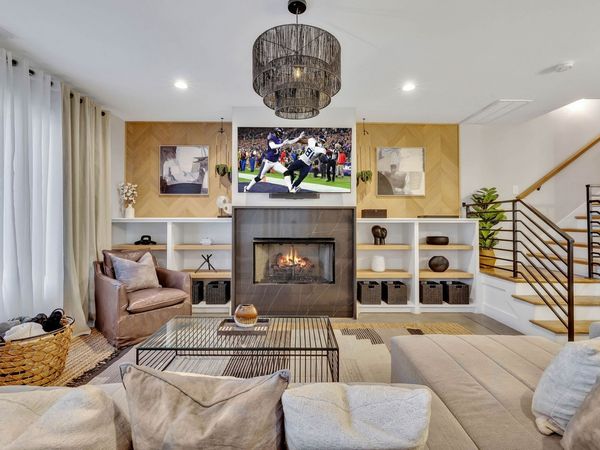 611 21st Ave N, Nashville, TN 37203