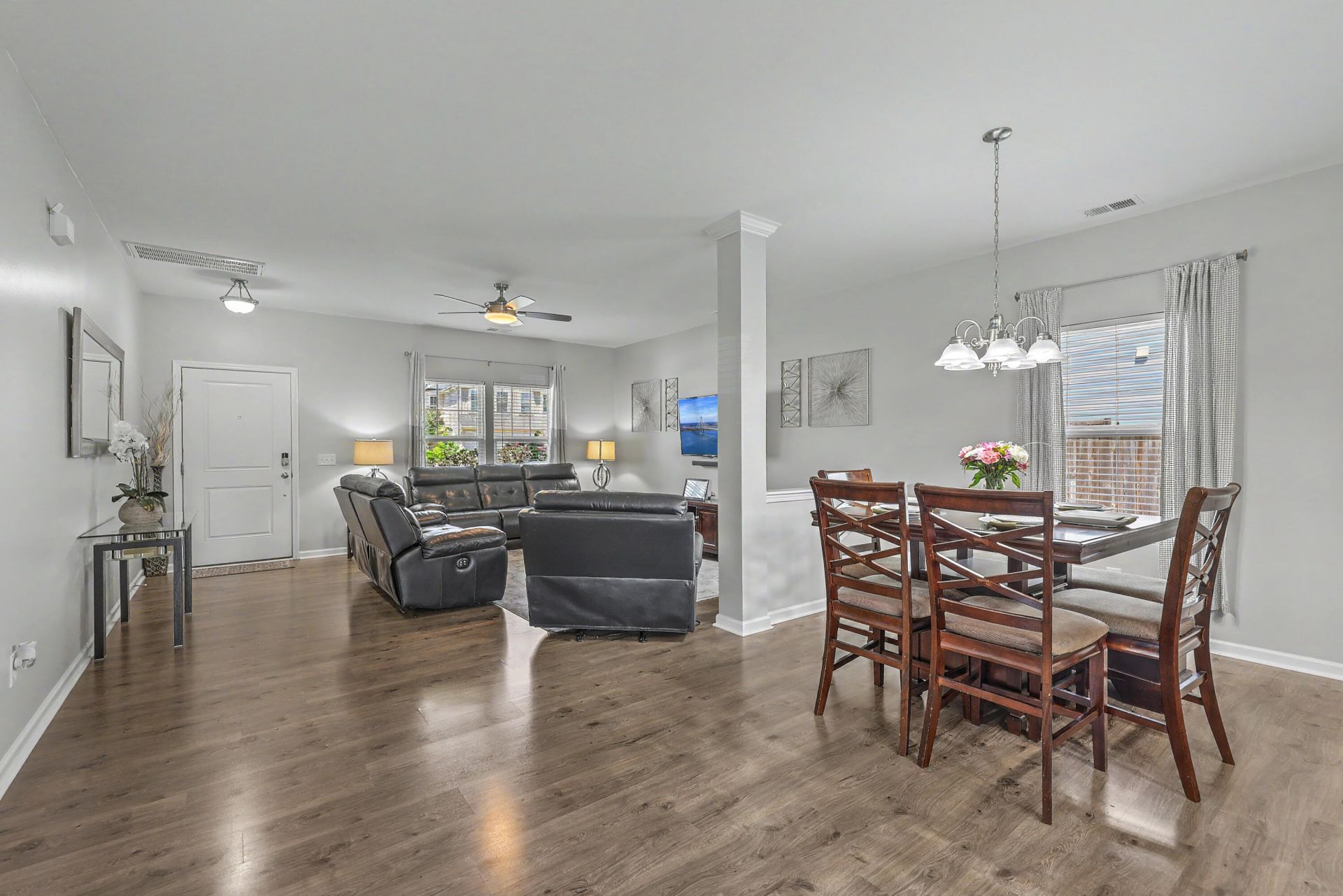 408 Thoroughbred Drive Photo 11