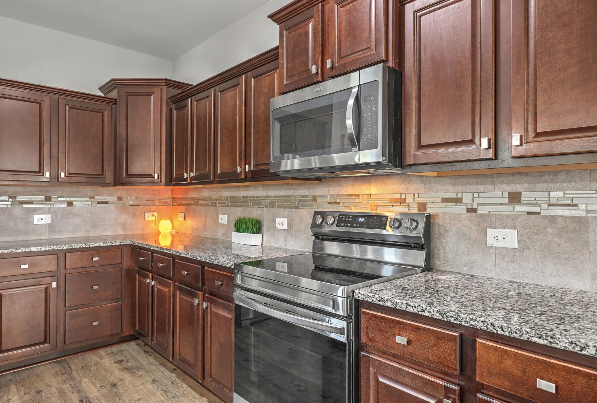 408 Thoroughbred Drive Photo 14