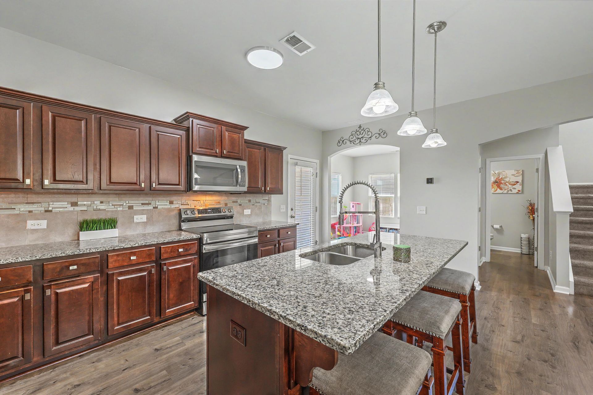 408 Thoroughbred Drive Photo 15