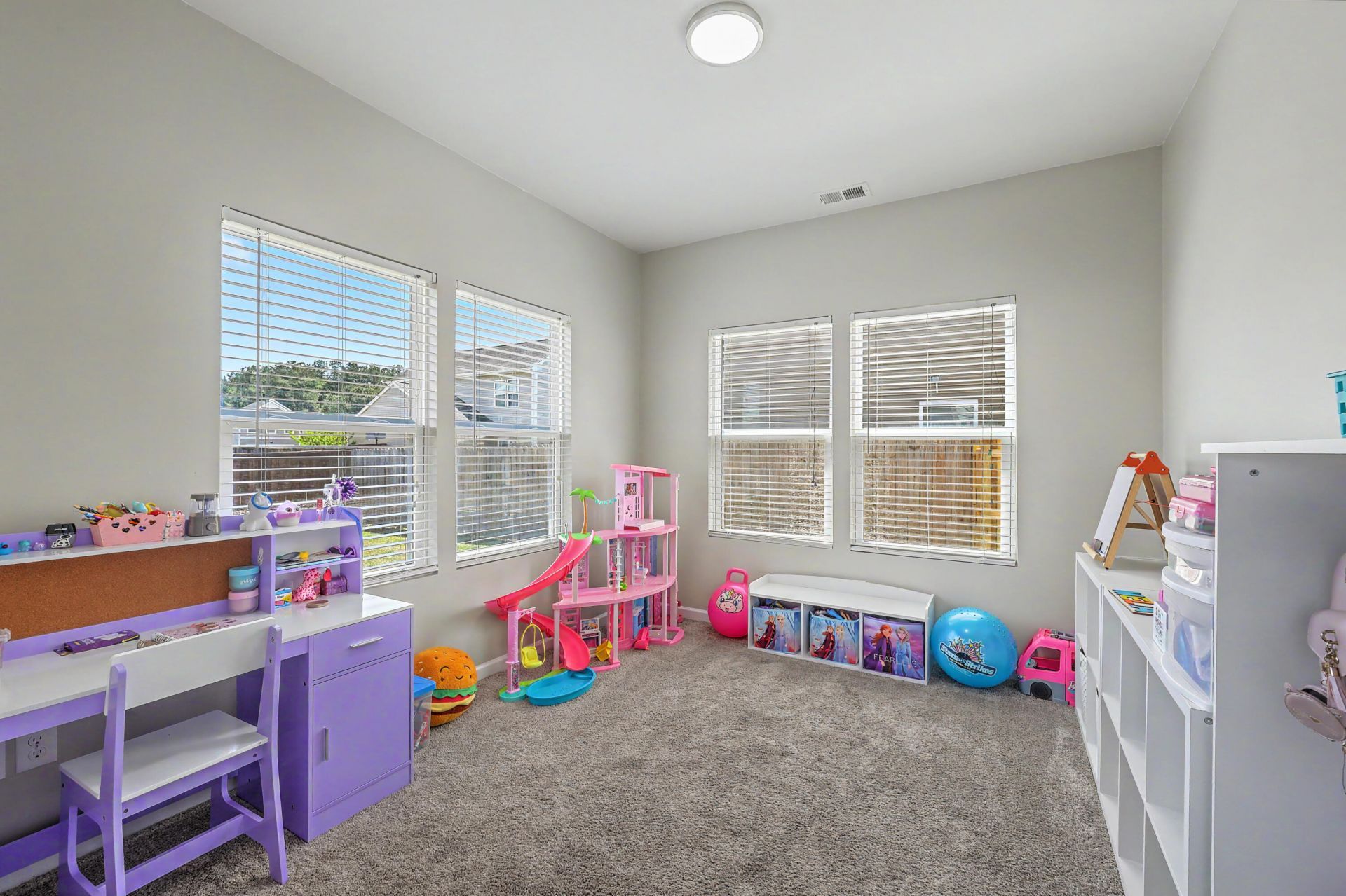 408 Thoroughbred Drive Photo 17