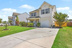 408 Thoroughbred Drive photo 4