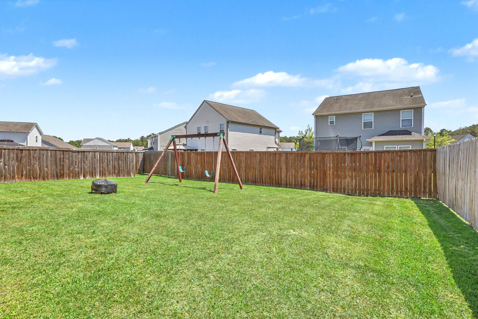 408 Thoroughbred Drive Photo 28