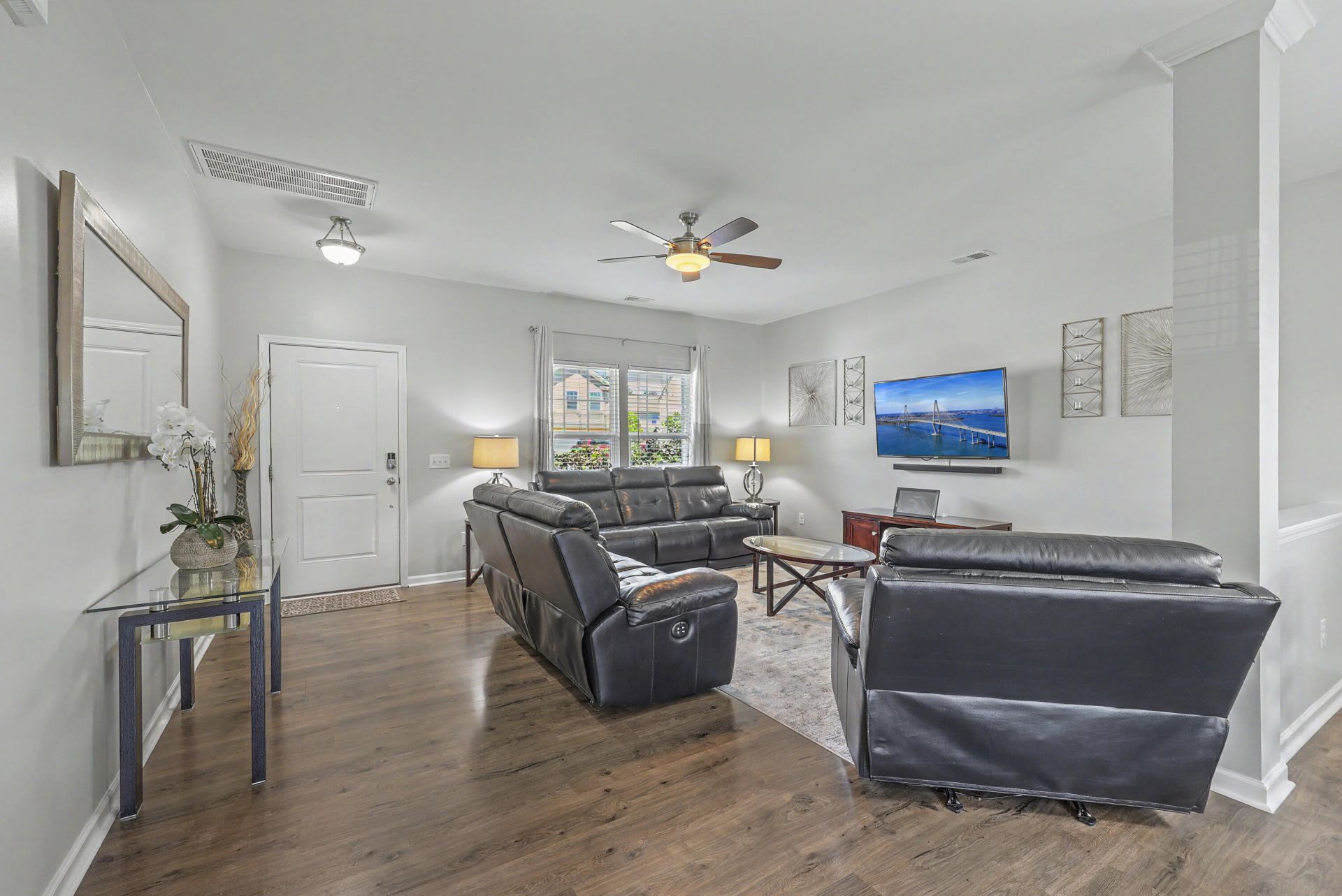 408 Thoroughbred Drive Photo 9