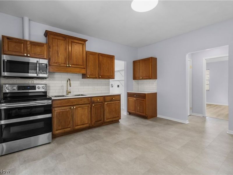 914 Hayes Avenue, Sandusky, OH 44870 Photo 11