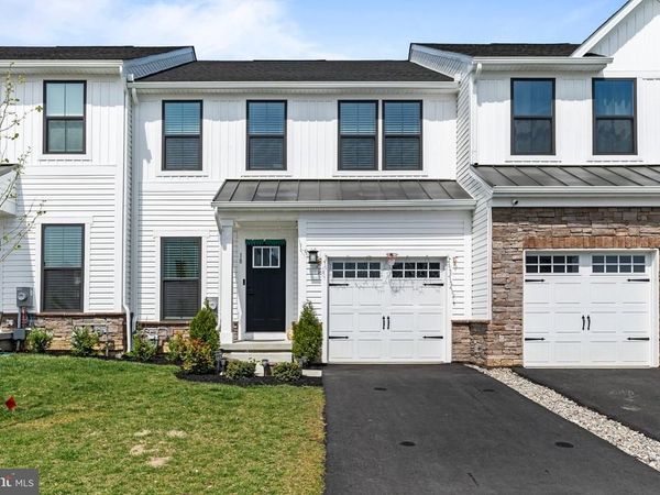 18 ROSEMARY , MOUNT LAUREL, NJ 08054