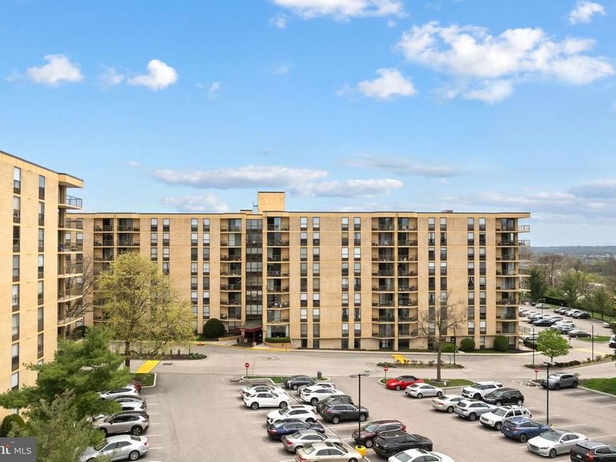 666 W Germantown Pike, Unit 2504, Plymouth Meeting, PA 19462 Main Photo
