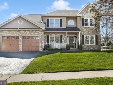 154 HUNSICKER DRIVE, COLLEGEVILLE, PA 19426