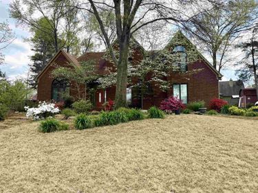 8399 WALNUT TRACE CV, Memphis, TN 38018