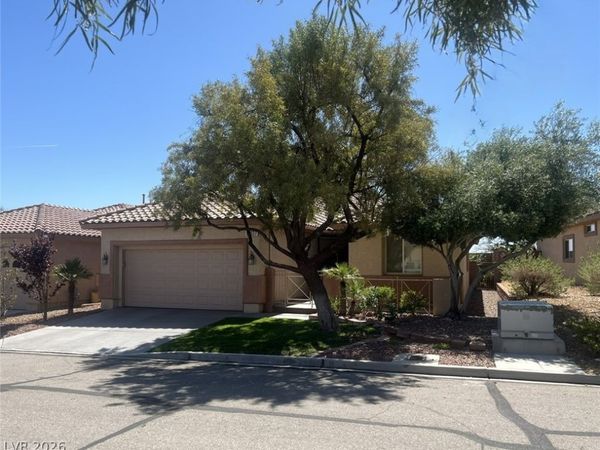11027 Village Crest Lane, Las Vegas, NV 89135