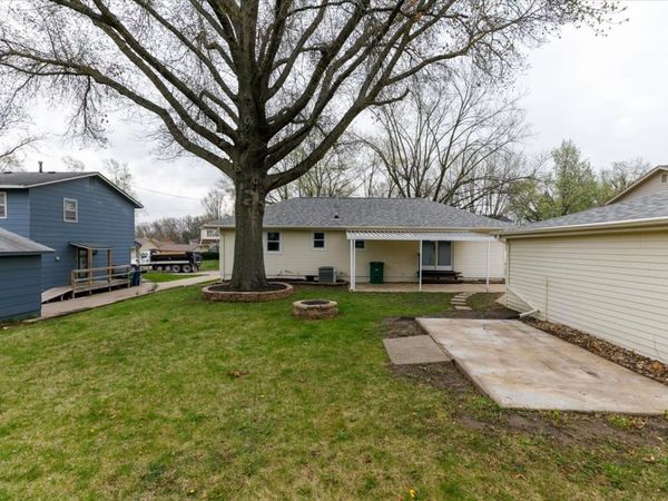 4412 63rd Street, Urbandale, IA 50322