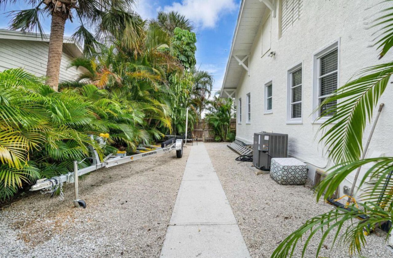 5301 N Flagler Drive, West Palm Beach, FL 33407 Photo