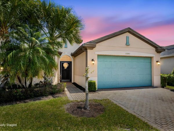 11277 SW Lake Park Drive, Port St. Lucie, FL 34987