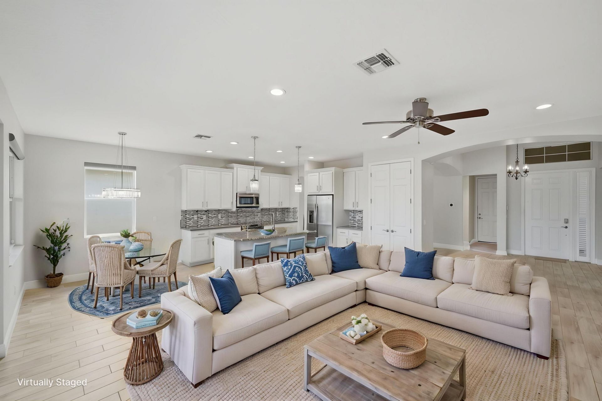 11277 SW Lake Park Drive, Port Saint Lucie, FL 34987 Photo