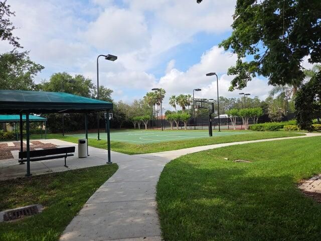 11277 SW Lake Park Drive, Port Saint Lucie, FL 34987 Photo