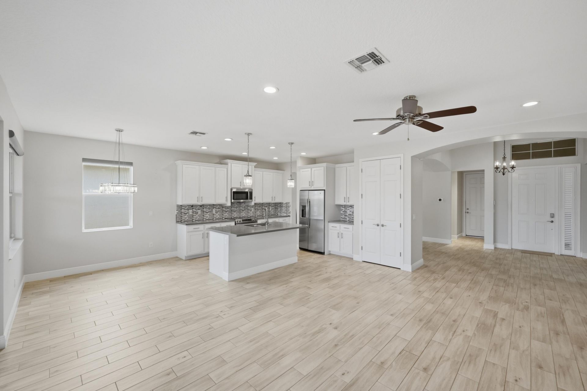 11277 SW Lake Park Drive, Port Saint Lucie, FL 34987 Photo