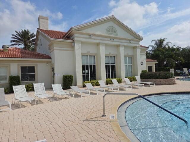 11277 SW Lake Park Drive, Port Saint Lucie, FL 34987 Photo