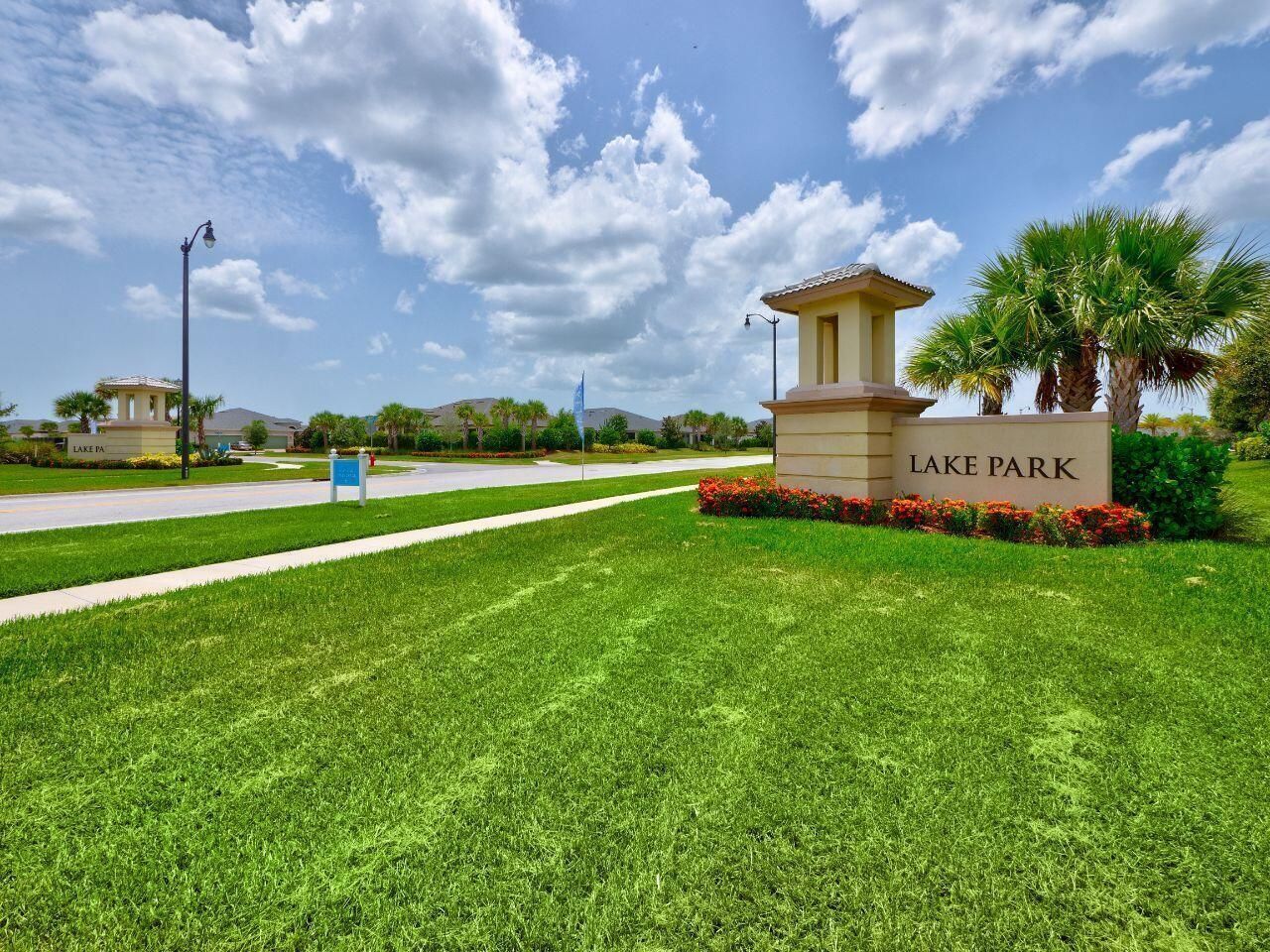 11277 SW Lake Park Drive, Port Saint Lucie, FL 34987 Photo