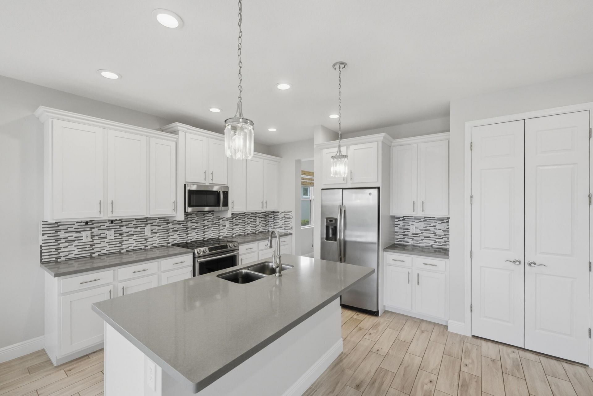11277 SW Lake Park Drive, Port Saint Lucie, FL 34987 Photo
