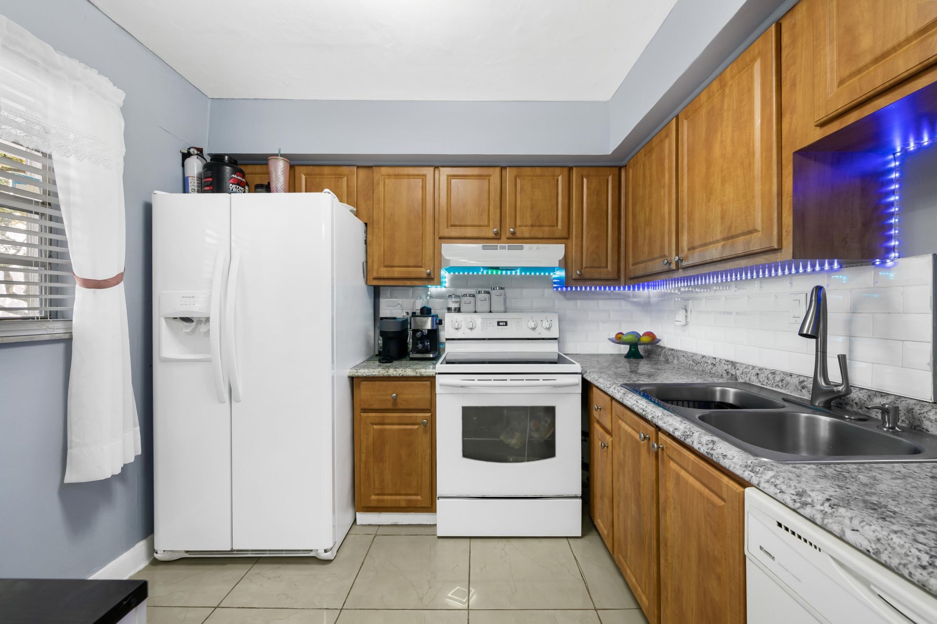 471 N Pine Island Road, Unit 302d, Plantation, FL 33324 Photo