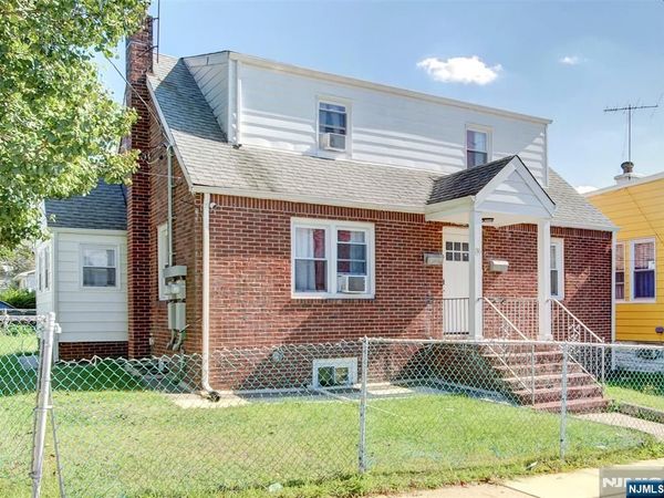 38 Orchard Place, IRVINGTON, NJ 07111