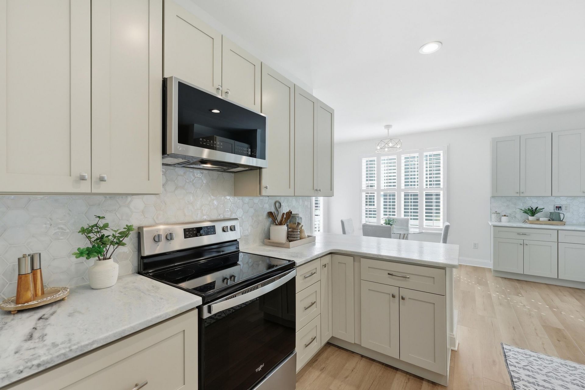 2267 N Marsh Drive Photo 8