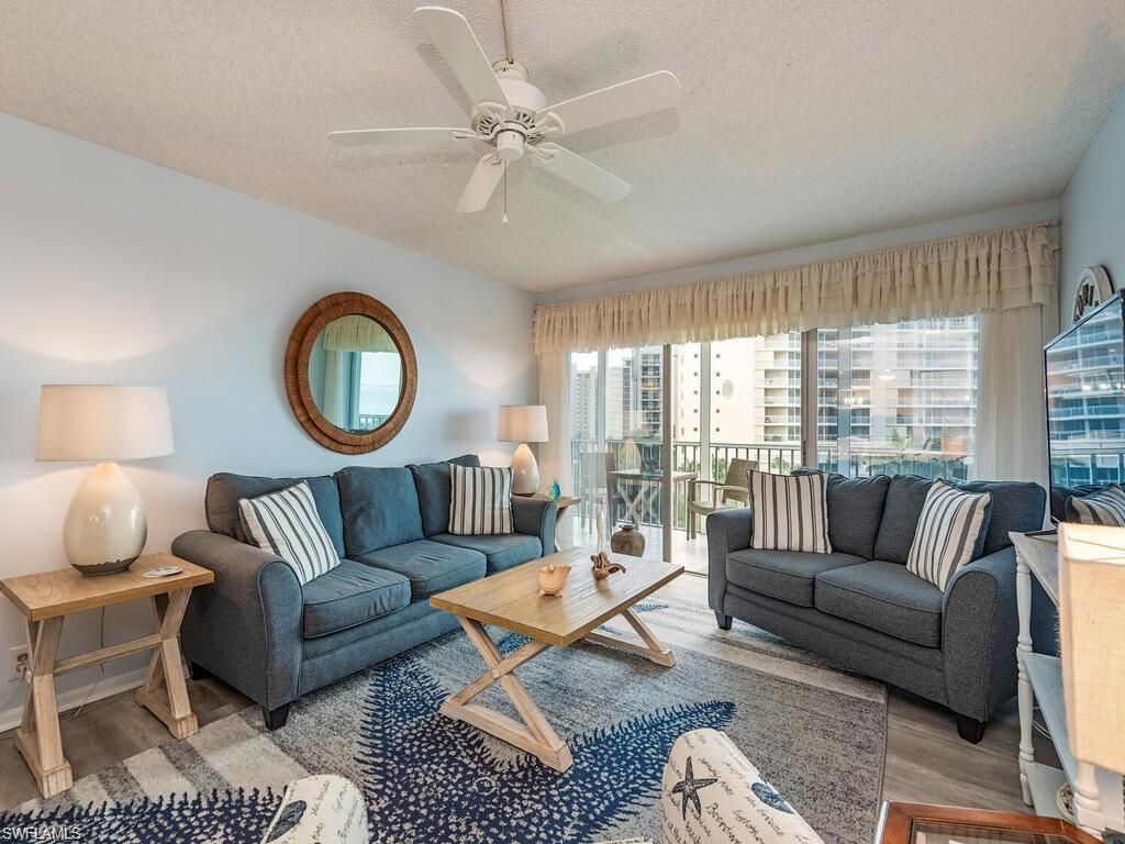 1 Bluebill Ave, Unit 709, Naples, FL 34108 Photo