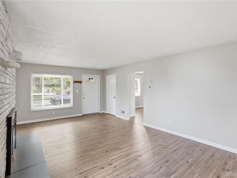 23 Murray Drive, Dayton, OH 45403 Photo 6