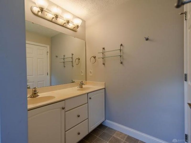 2455 Lupine Court, Troy, OH 45373 Photo 12