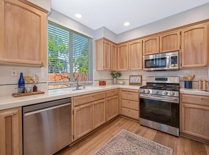 11 Venezia Ct, Sacramento, CA 95831 Photo