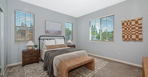 11 Venezia Ct, Sacramento, CA 95831 Photo