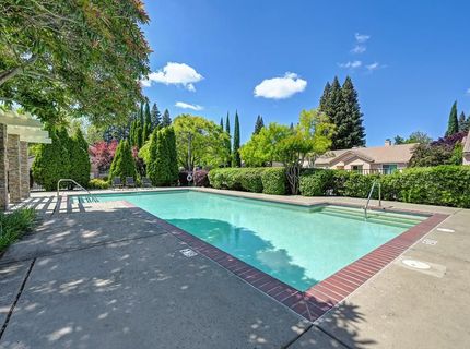 11 Venezia Ct, Sacramento, CA 95831 Photo