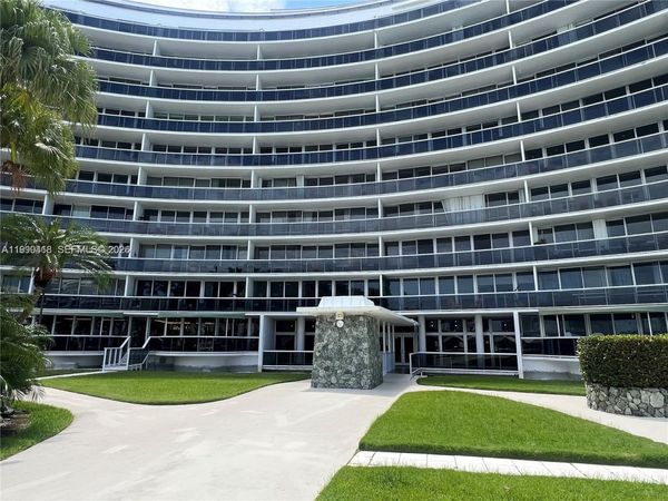 900 Bay Dr , Unit 311, Miami Beach, FL 33141