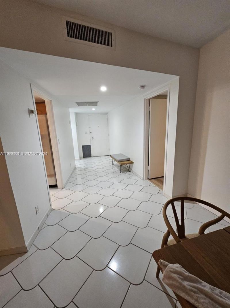 900 Bay Dr, Unit 311, Miami Beach, FL 33141 Photo